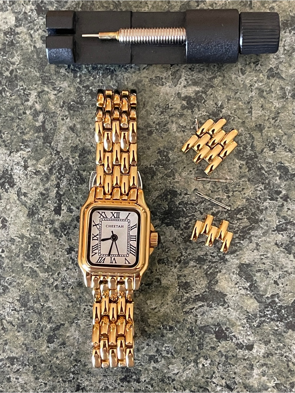 Women’s Gold Tone Link Bracelet Watch